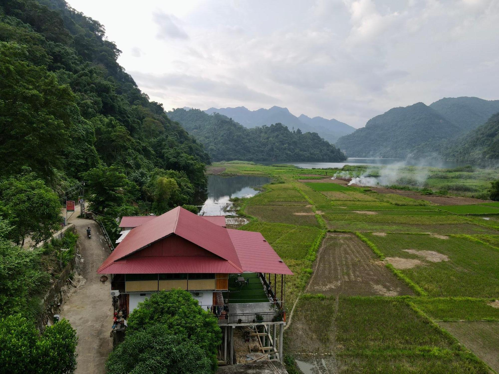 Tran Thuc Homestay-Ba Be Buitenkant foto
