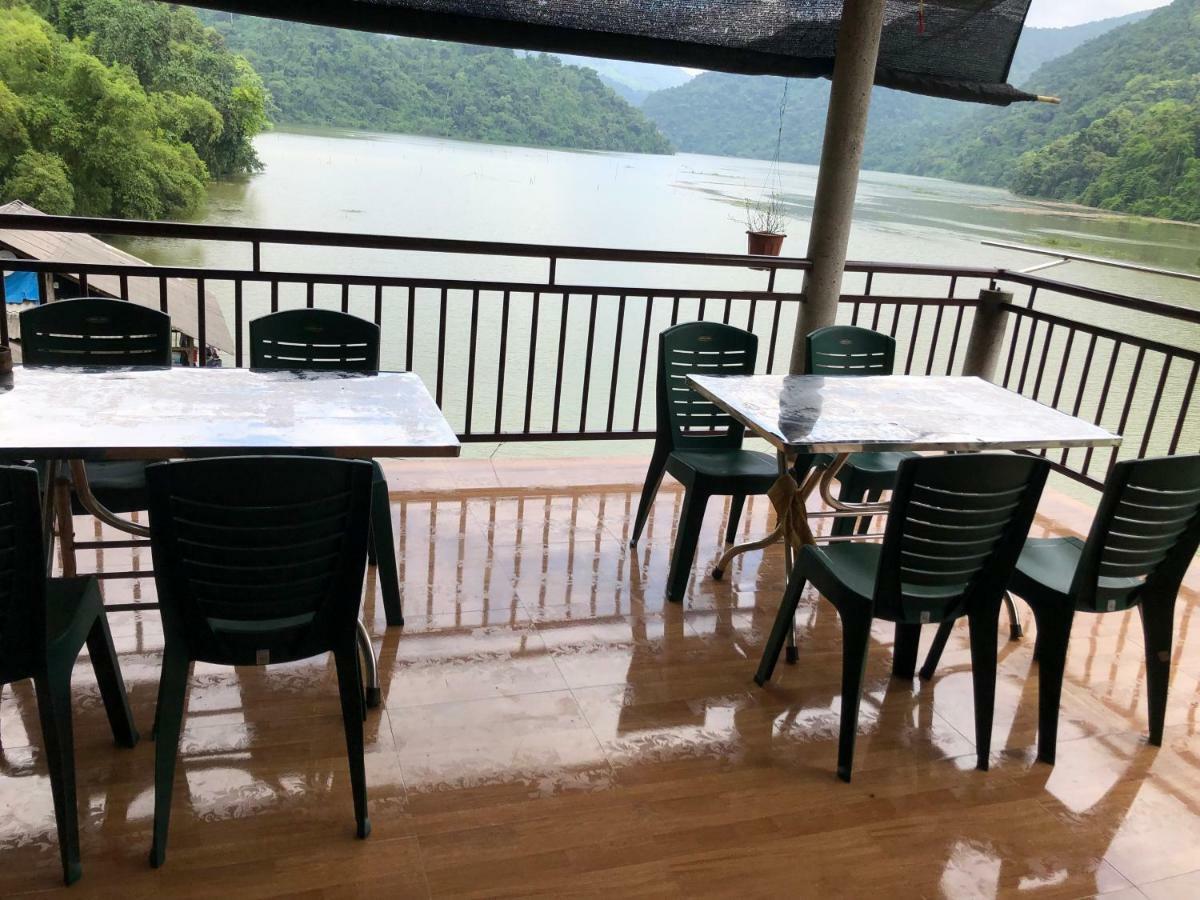 Tran Thuc Homestay-Ba Be Buitenkant foto
