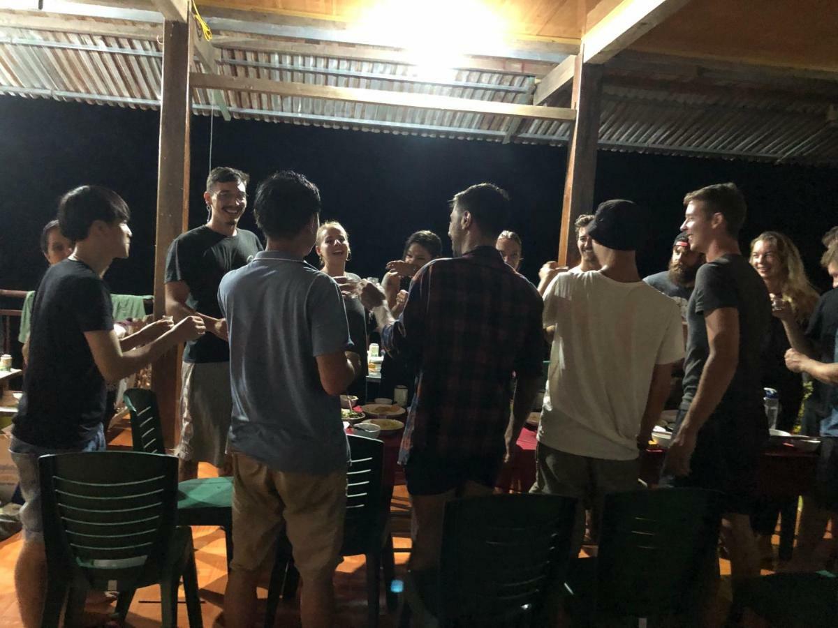 Tran Thuc Homestay-Ba Be Buitenkant foto